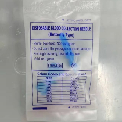 La vena sterile del cuoio capelluto degli aghi della raccolta del sangue venoso mette il grado medico blu 23G